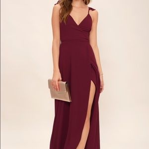 Lulus burgundy maxi dress